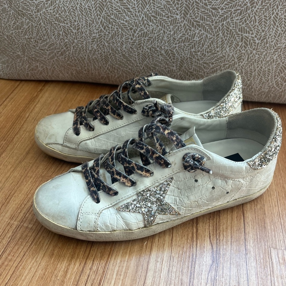 Golden Goose Sneakers